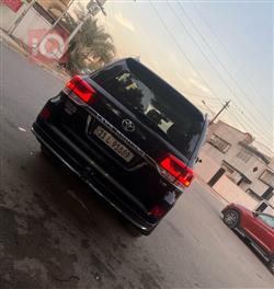 تويوتا لاندكروزر